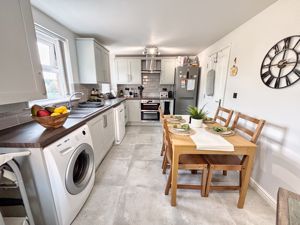 Photo 11- click for photo gallery